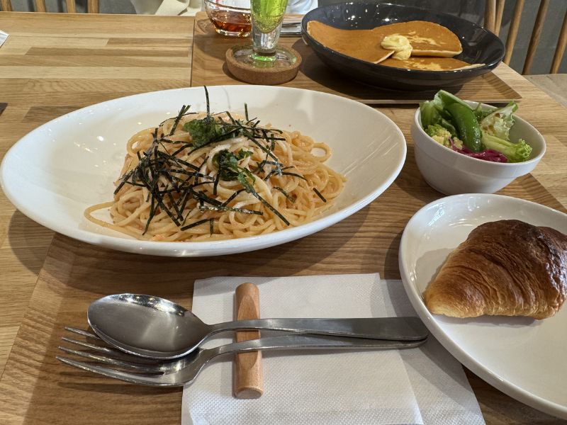 UZU Gardenのカフェのランチ